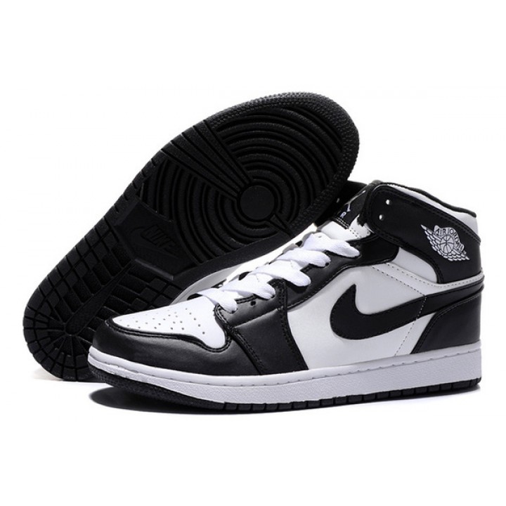 Air Jordan 1 retro black